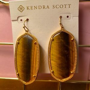 Kendra Scott tigers eye Danielle’s